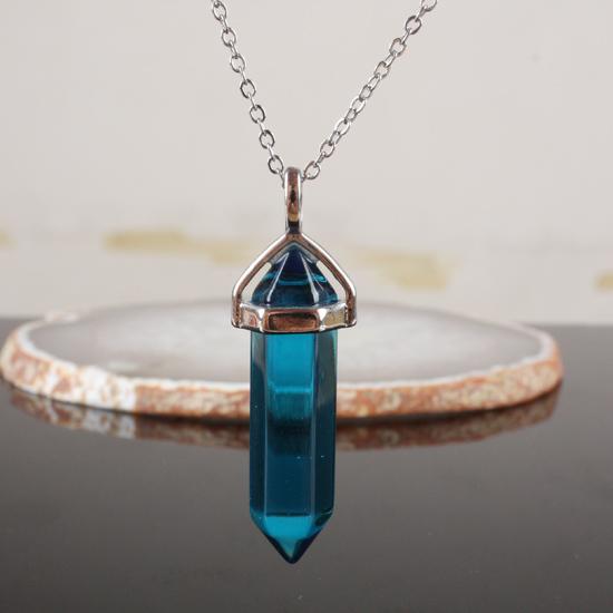 Lovely Faceted Quartz Pendant Necklace