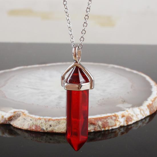Lovely Faceted Quartz Pendant Necklace